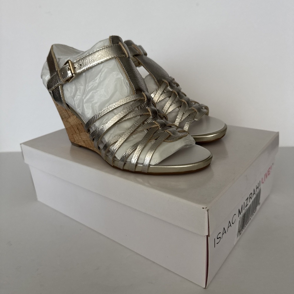 Issac Mizrahi Live Sandals Gold Leather Simmer Cork Wedge Strap Shoe Size 8 W
